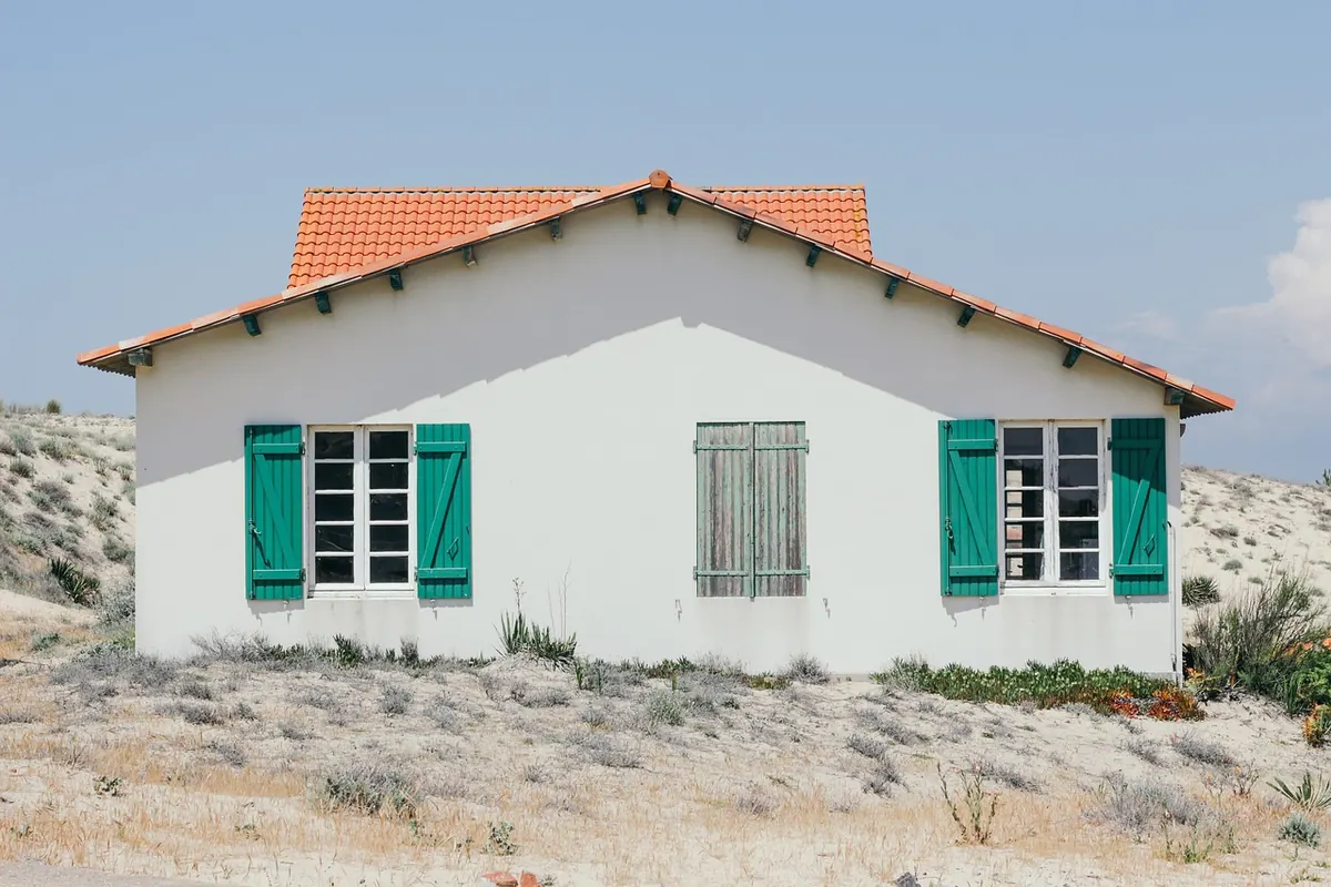 Common Mistakes to Avoid When Booking a Last-Minute Coastal Cottage in the UK